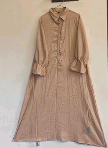 Elegant Button-Down Midi Dress