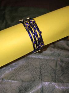 Elegant double layered Blue Stone Bangles