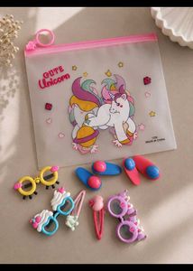 🎀Cute Hair Clips Set with Unicorn pouch🎀