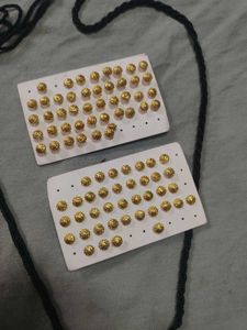 Golden Stud Earrings Set
