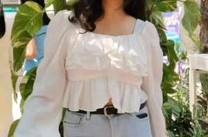 Chic White Ruffled Crop Top