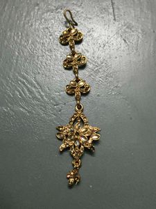 Elegant Gold Chain &amp; mantika