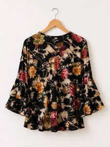 Floral Print Bell Sleeve Top