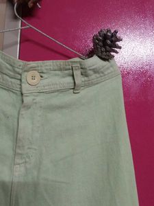Sage Green Wide-Leg Cropped Pants