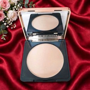 Manish Malhotra Compact Powder Neutral champagne