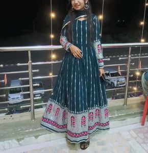 Free Shiping &amp; 🆓 🎁Embroidered Stunning Anarkali