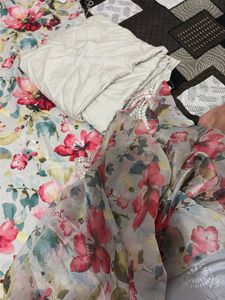 Beautiful Floral Print Kurta Set