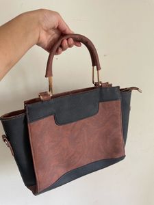 Stylish Two-Tone Handbag
