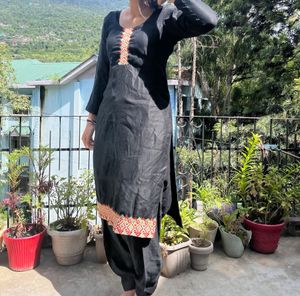 Black Salwar Kameez Suit