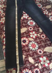 Men's Classic Fit Dark Wash Jeans