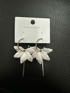 Leaf Drop Earrings