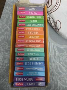 BabyHug Board Books Set