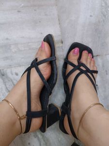 Stylish Black Strappy Sandals