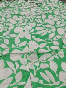 Green Floral Print Button-Up Shirt