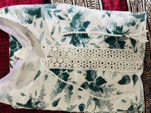 Elegant Floral Print Kurta