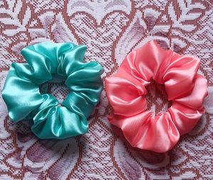 Scrunchies Set Of 2