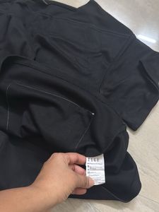 Pocket Detail Black Top