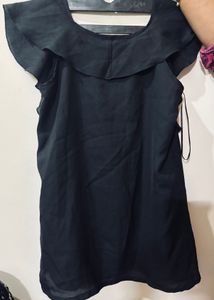 Van Heusen frill top