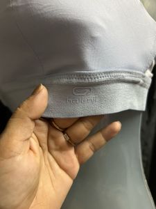 Comfortable White Sports Bra