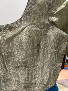 ETHINIC GOWN