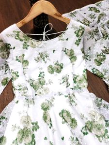 Flower Design Maxy Gowns With Dupatta