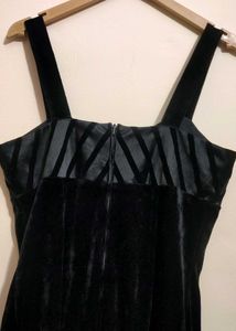Black⚫Elegant Velvet Long Dress For 36 Bust