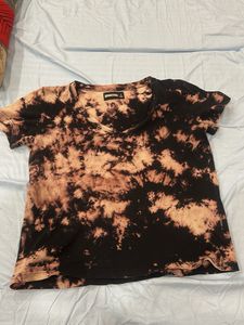 Tie-Dye V-Neck T-Shirt