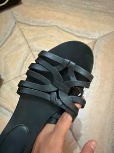Stylish Black Flat Sandals