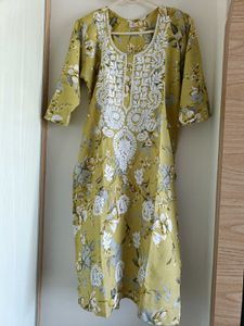 Beautiful Yellow Floral Kurta