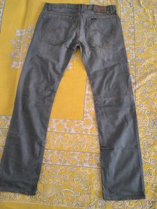 Lee Jeans