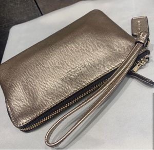 Brand New Authentic Coach small wristlet