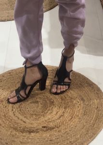 New Elegant Black Heels