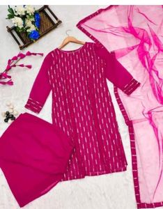 New/ Unused Straight Kurti With Dupatta Bottomwear