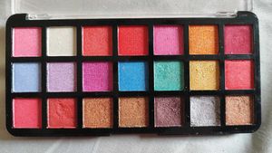 Vibrant Eyeshadow Palette - 21 Colors