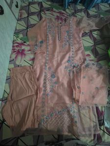 Designer Embroidered Kurta