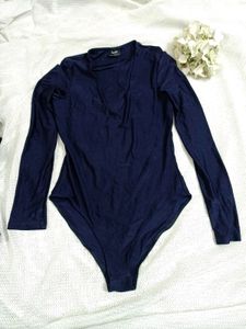 Bardot Navy Blue bodysuit ✨