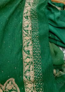 Elegant Ombre Green &amp; Gold Saree
