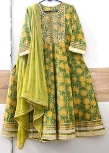 Gota Patti Elegant Kurta Set