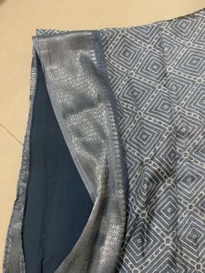 Elegant Grey Woven Saree