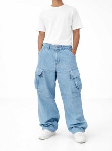 Light Wash Cargo Baggy Jeans.