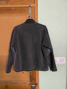 Uniqlo Sports Sweatshirt
