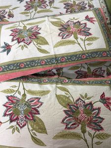 Beautiful Floral Bedsheet Set