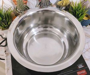 Stainless Steel Cooking Pot with lid