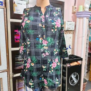 Floral Print Kurta with Plaid Design
