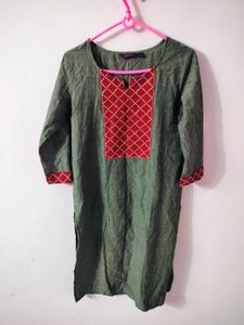 FBB SRISHTY Grey &amp; Red Embroidered Kurti