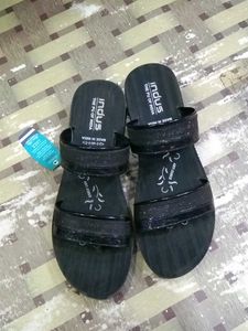 Stylish Black Wedge Sandals