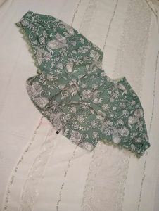 Floral Green Top