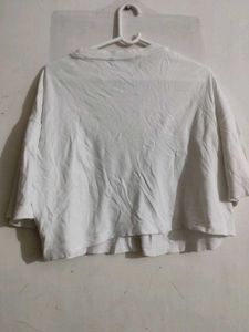 Trendy Graphic Tee "Exploring Reality"