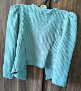 Green textured Puff Sleeve shrug