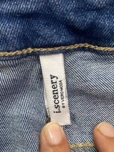Vero Moda Slim Fit Jeans💙
